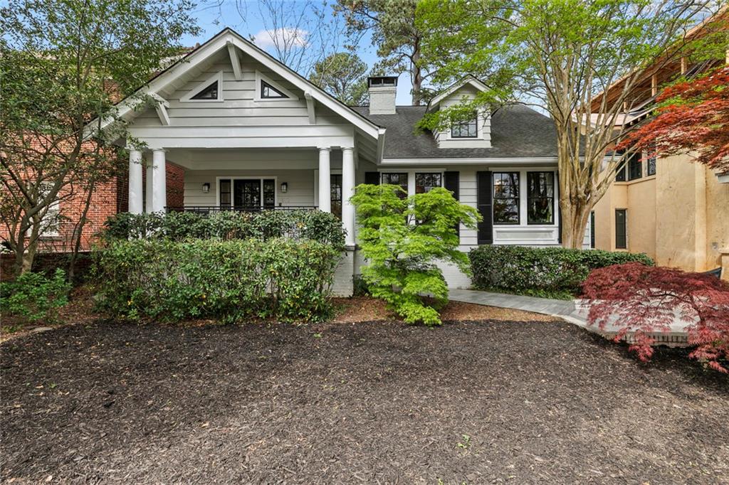 812 Myrtle Street NE