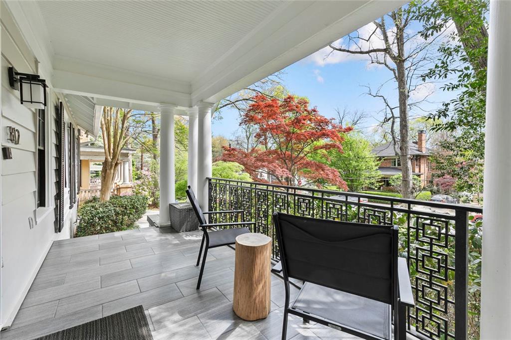 812 Myrtle Street NE