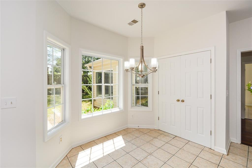 3239 Rose Petal Lane, Powder Springs, Georgia image 13