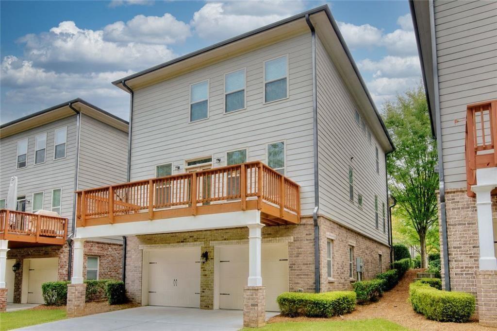 4440 Bellview Walk