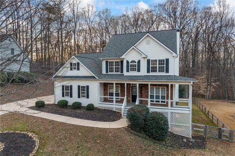 Homes For Sale - 7720 Paces Lane<br/> Gainesville, GA 30506