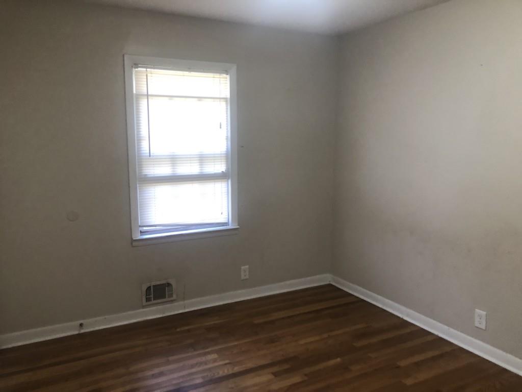 2076 Dobbins Drive, Kennesaw, Georgia image 6