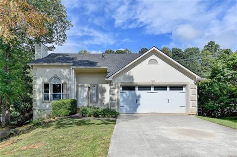 Homes For Sale - 3250 Governors Court<br/> Duluth, GA 30096