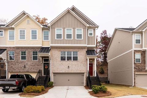 2527 Hedgeway Circle Kennesaw GA 30144