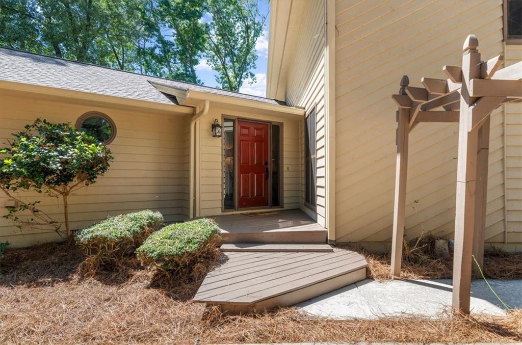 5573 Hidden Harbor Landing