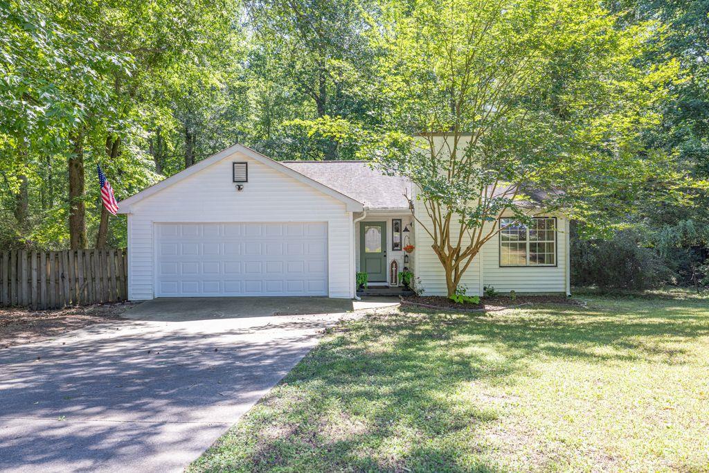 129 Ashwood Drive, Winder, Georgia image 1