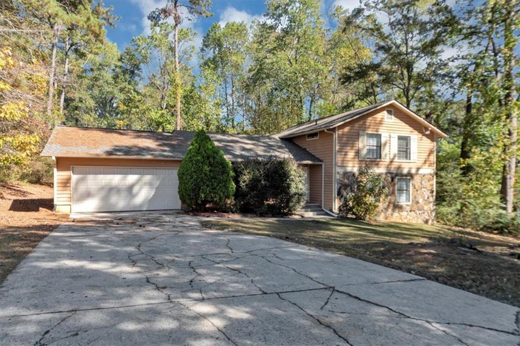 8528 POND RIDGE Court
