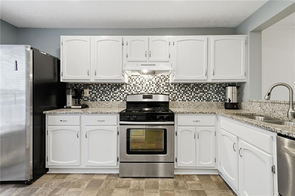 1355 N Crossing Drive NE