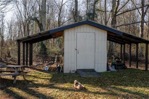 A home in Locust Grove