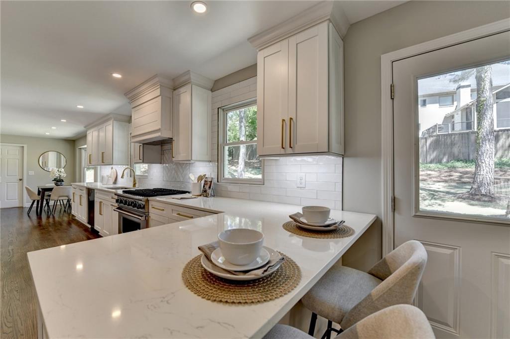 5567 Stapleton Drive, Dunwoody, Georgia image 13