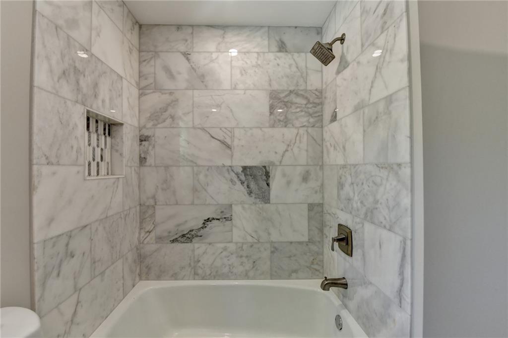 5567 Stapleton Drive, Dunwoody, Georgia image 33