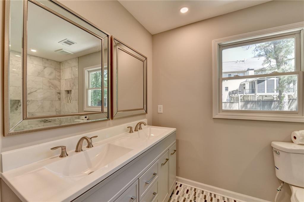 5567 Stapleton Drive, Dunwoody, Georgia image 31