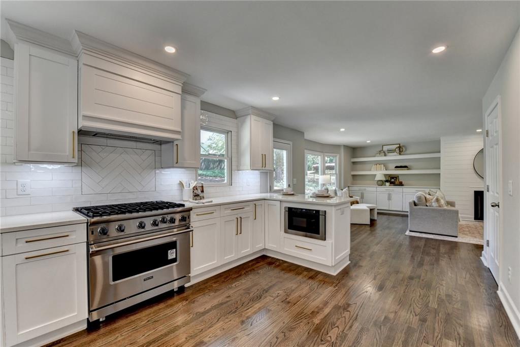 5567 Stapleton Drive, Dunwoody, Georgia image 17