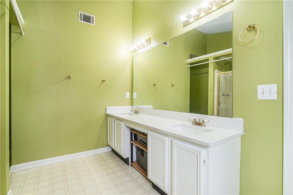 5292 Windfield Glen Court, Lilburn, Georgia image 14