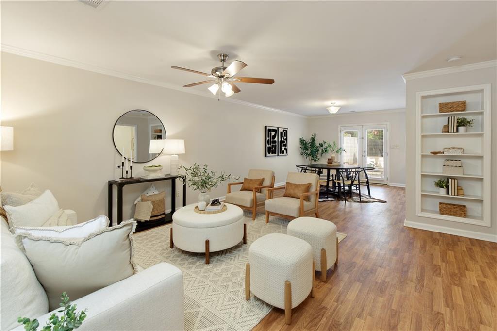 1092 Old Roswell Road