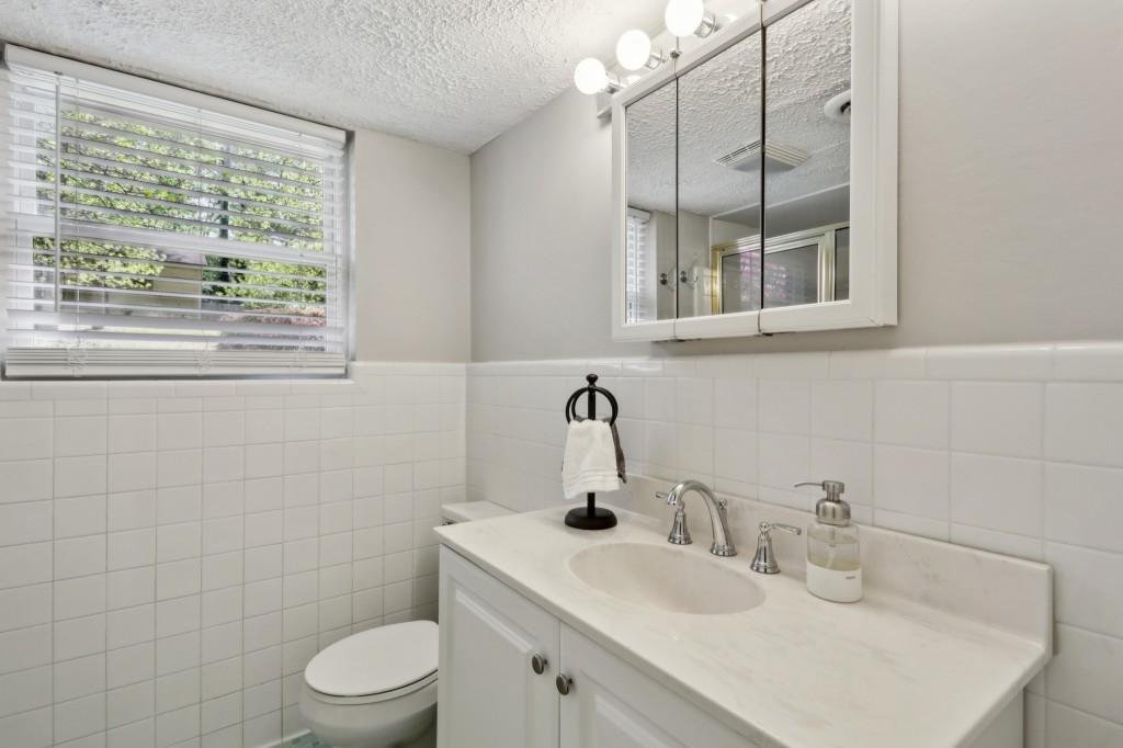 1649 Clairmont Way, Brookhaven, Georgia image 35