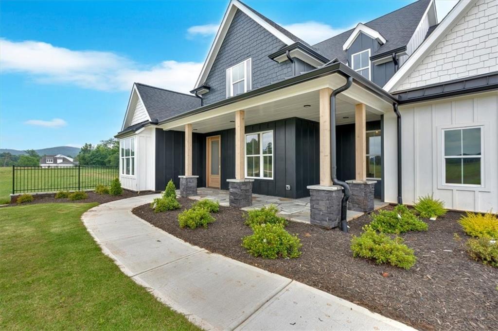 152 Palisade Drive