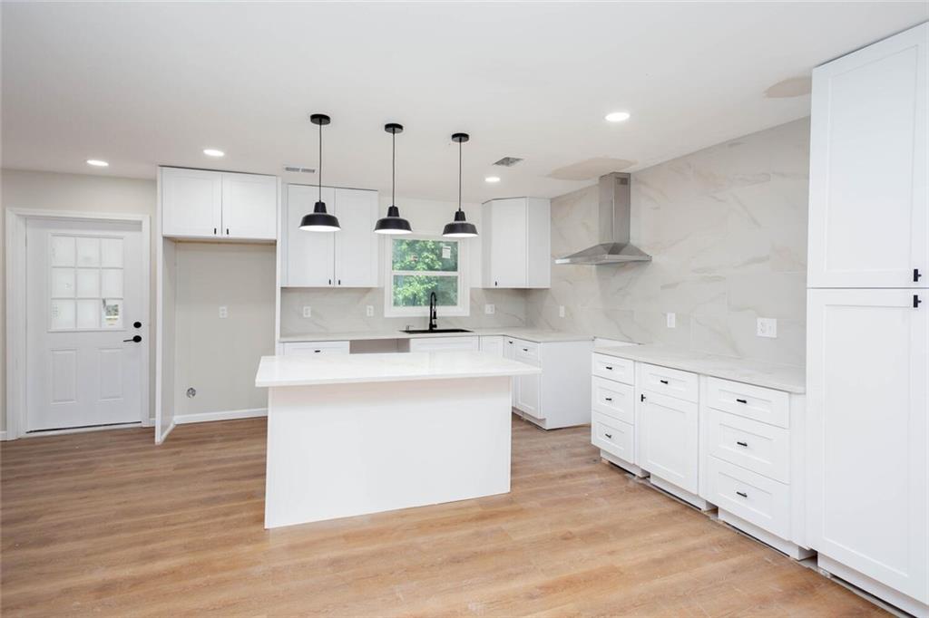 2131 glendale Drive