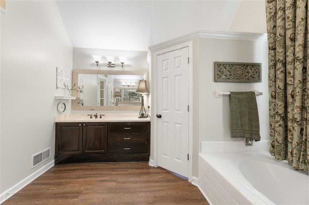 2060 Henderson Heights Trail, Milton, Georgia image 27