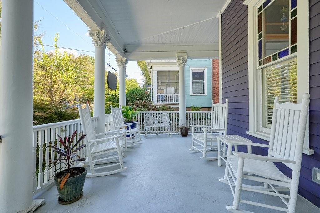 102 Howell Street NE