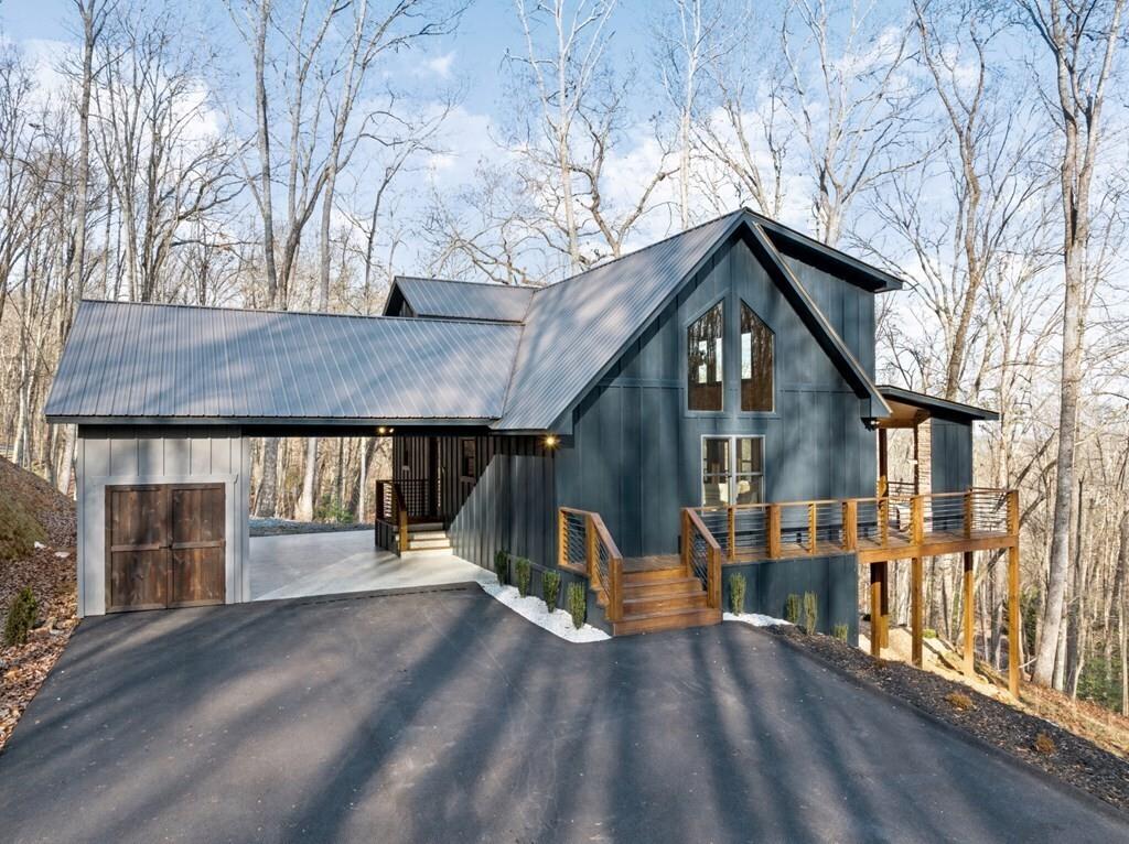 1264 Sunrock Mountain Road