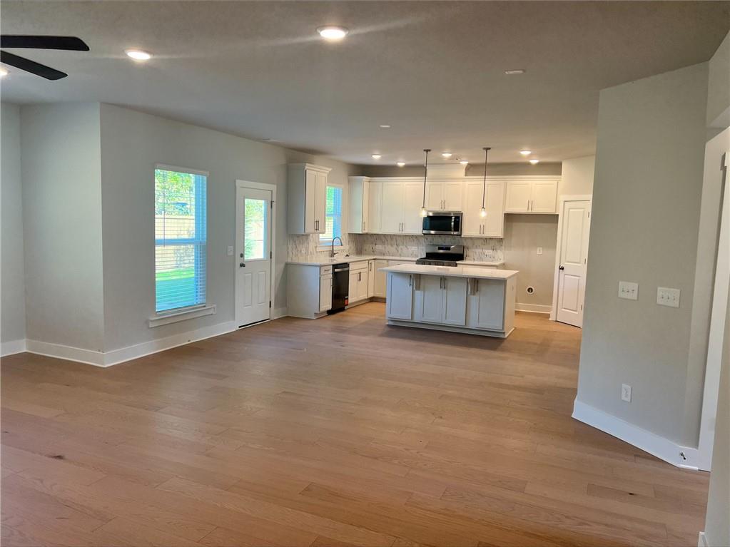 4845 Rosarian Drive