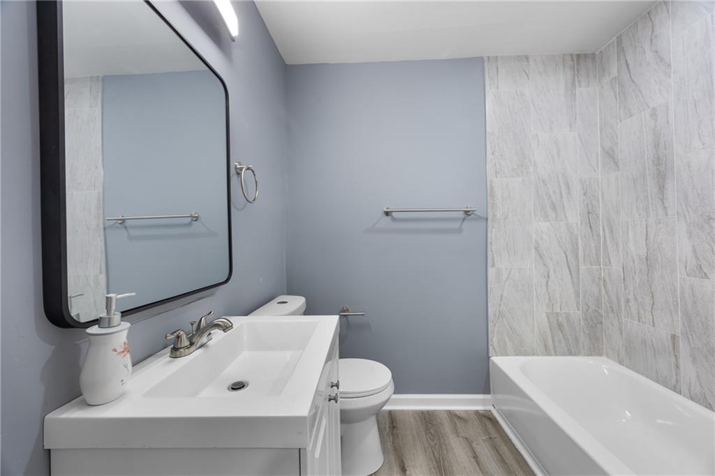 2529 Dale Creek Drive, Atlanta, Georgia image 21