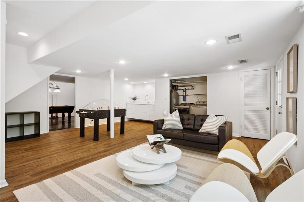 Ardmore Square - Residential