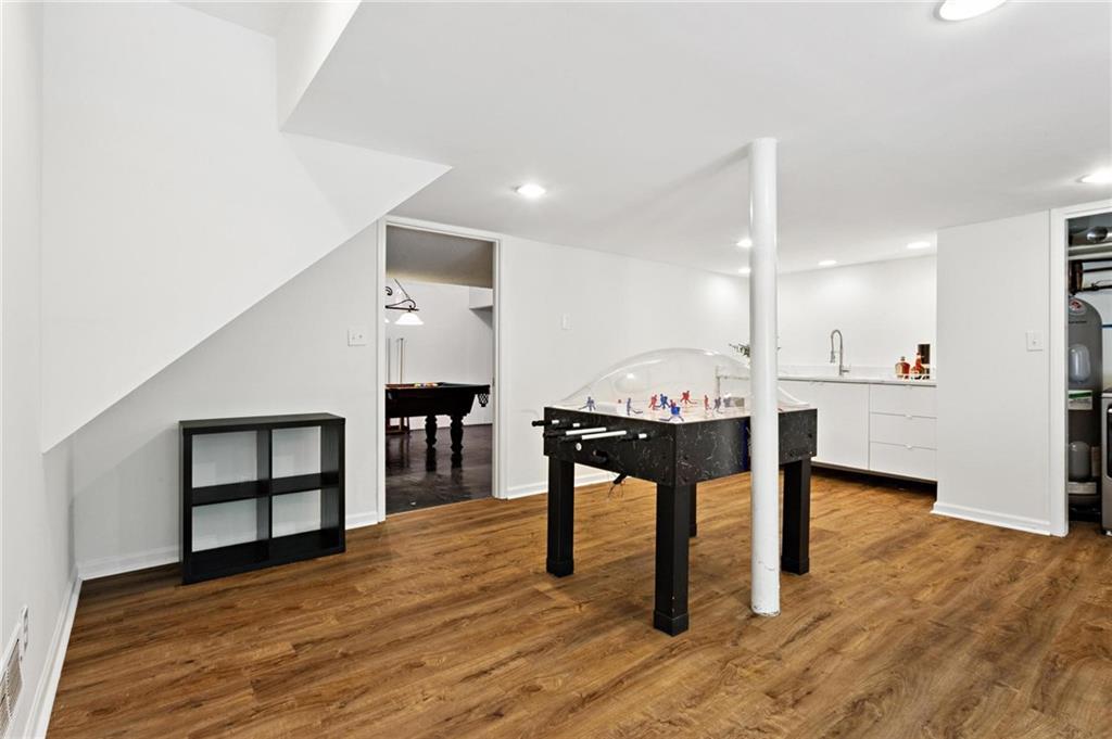 Ardmore Square - Residential