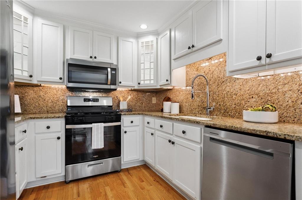 Ardmore Square - Residential