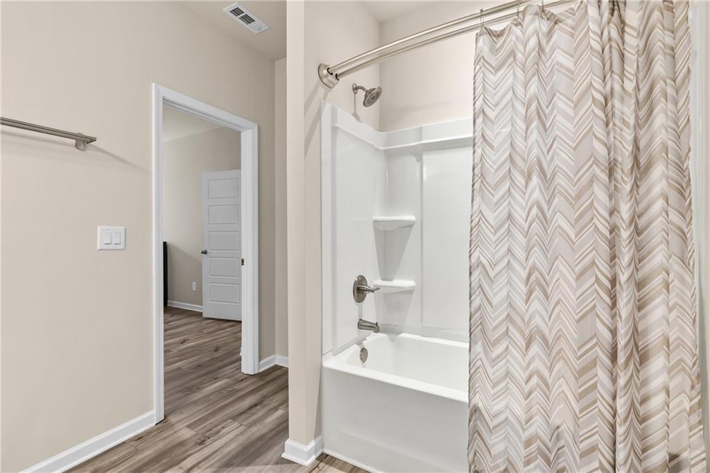 1602 Dover Creek Lane, Lawrenceville, Georgia image 32