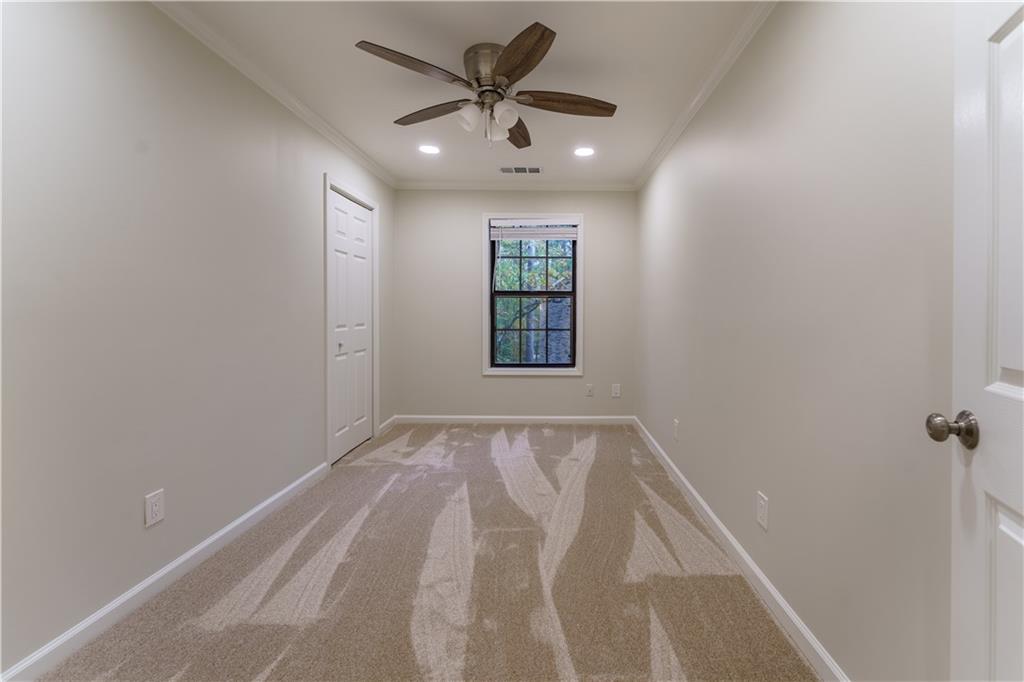 Bishops Gate - Residential Lease