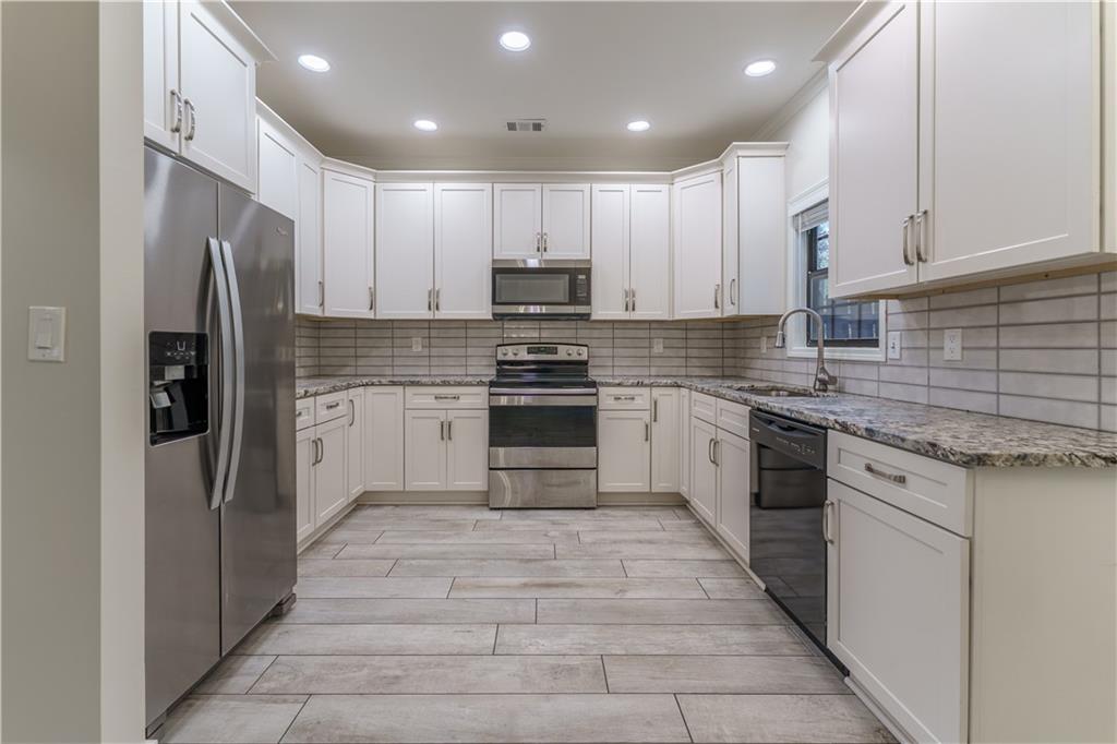 Bishops Gate - Residential Lease