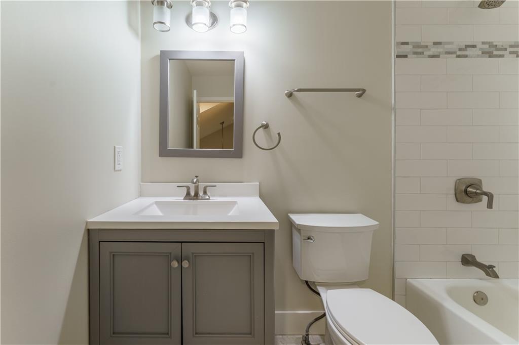 Bishops Gate - Residential Lease