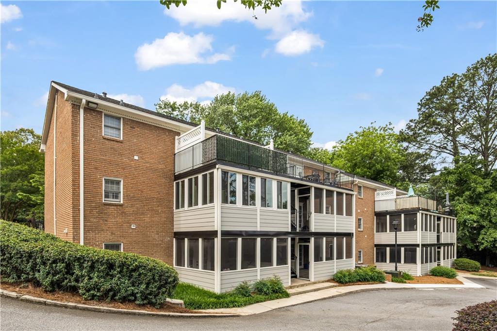1101 Collier Road NW U1