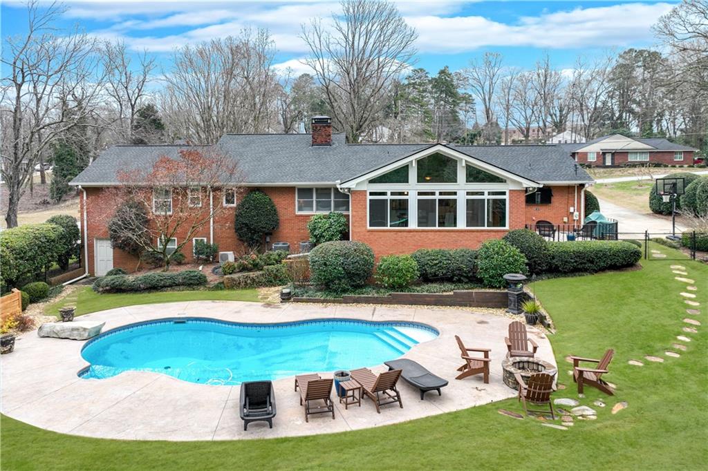 1376 Burns Drive