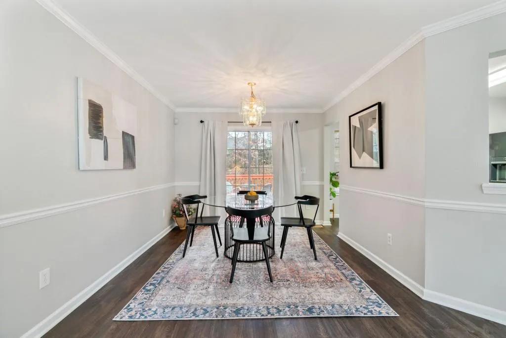 Marietta, Georgia 30008, United States, 4 Bedrooms Bedrooms, ,3 BathroomsBathrooms,Residential,Pending,251806