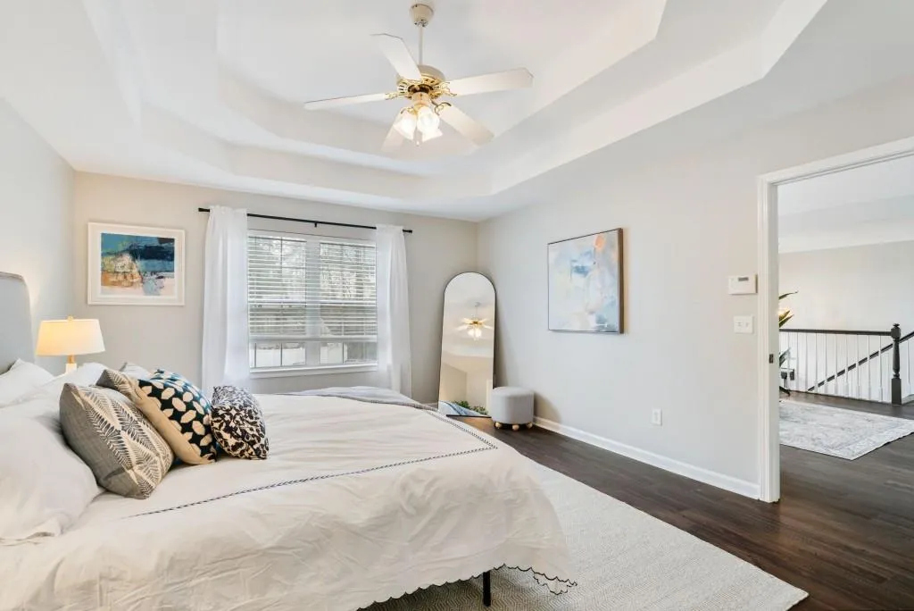 Marietta, Georgia 30008, United States, 4 Bedrooms Bedrooms, ,3 BathroomsBathrooms,Residential,Pending,251806