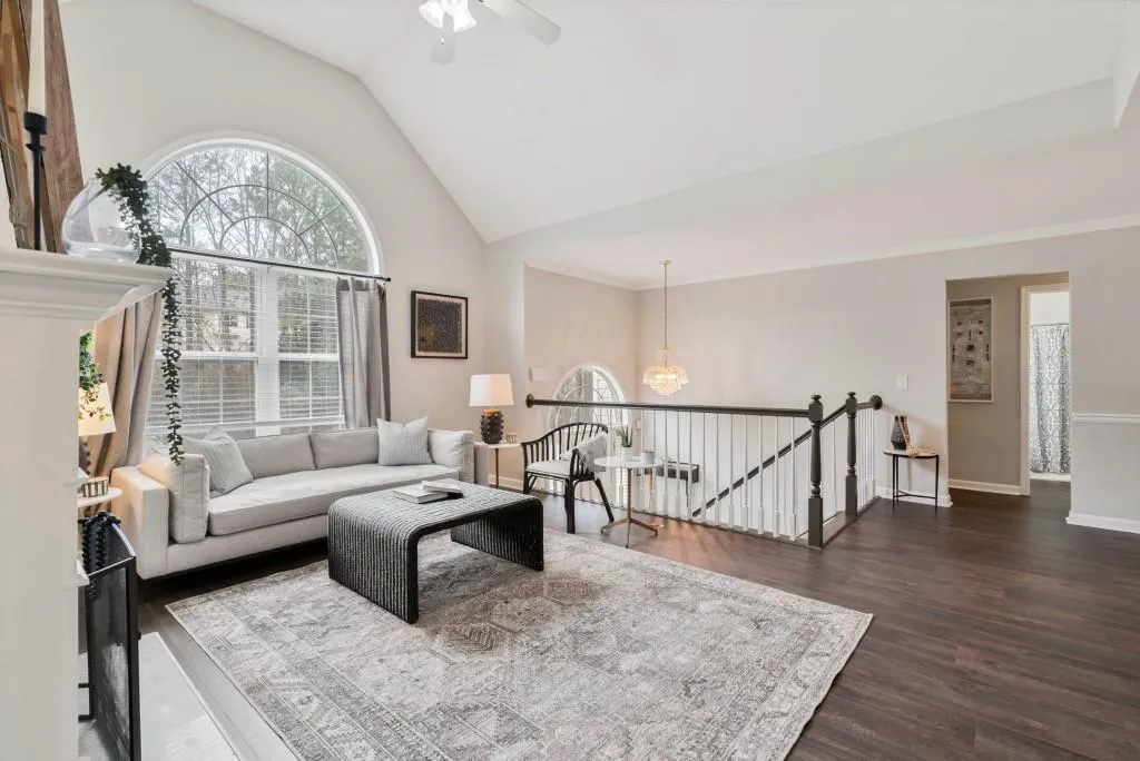 Marietta, Georgia 30008, United States, 4 Bedrooms Bedrooms, ,3 BathroomsBathrooms,Residential,Pending,251806