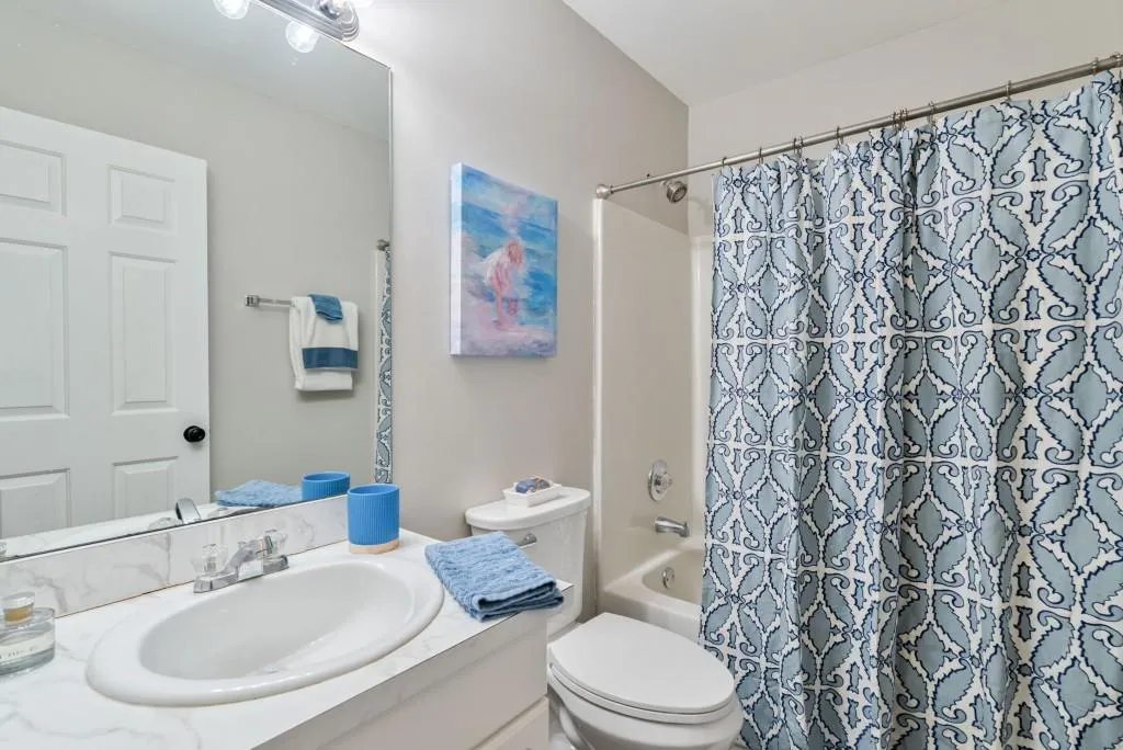 Marietta, Georgia 30008, United States, 4 Bedrooms Bedrooms, ,3 BathroomsBathrooms,Residential,Pending,251806