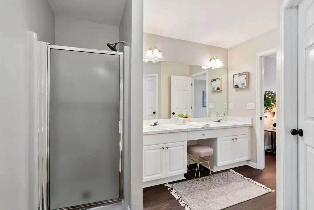 Marietta, Georgia 30008, United States, 4 Bedrooms Bedrooms, ,3 BathroomsBathrooms,Residential,Pending,251806