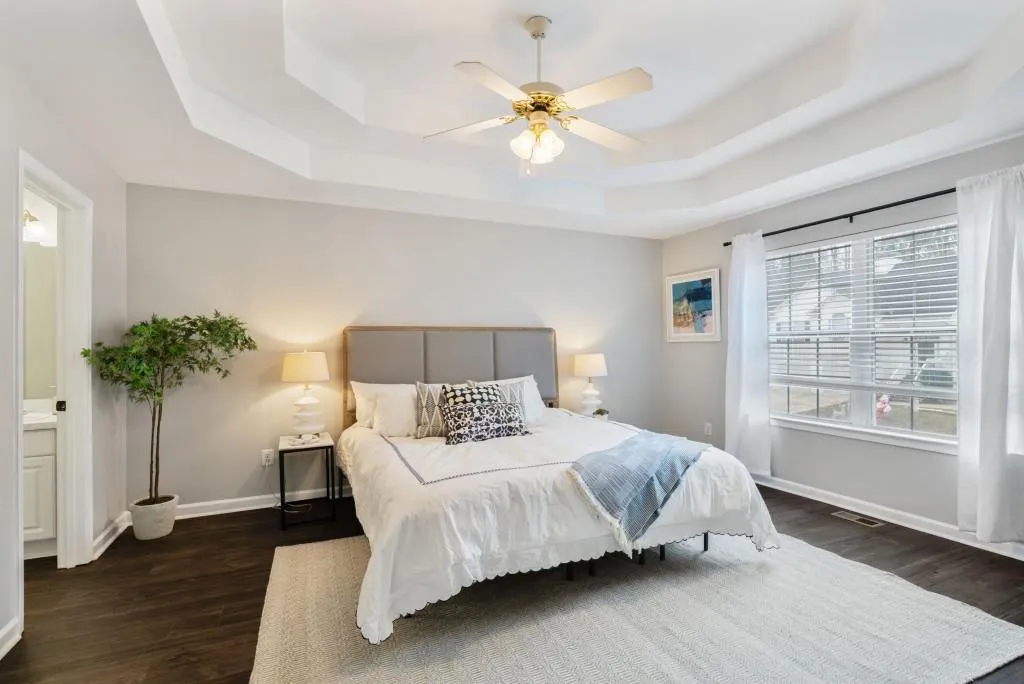 Marietta, Georgia 30008, United States, 4 Bedrooms Bedrooms, ,3 BathroomsBathrooms,Residential,Pending,251806