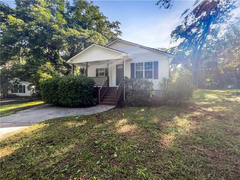 A home in Fairburn