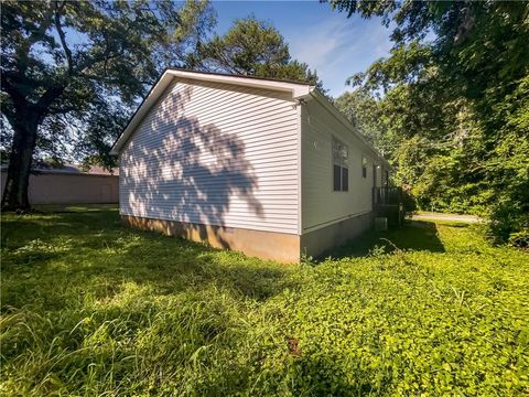 A home in Fairburn