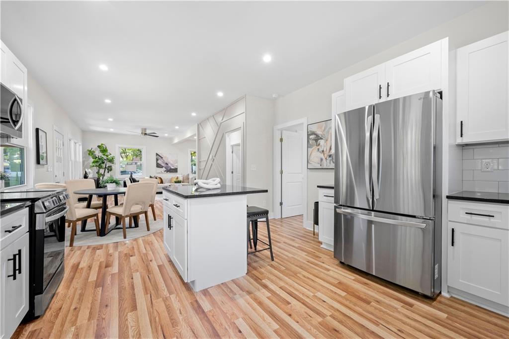 2111 Holly Hill Drive