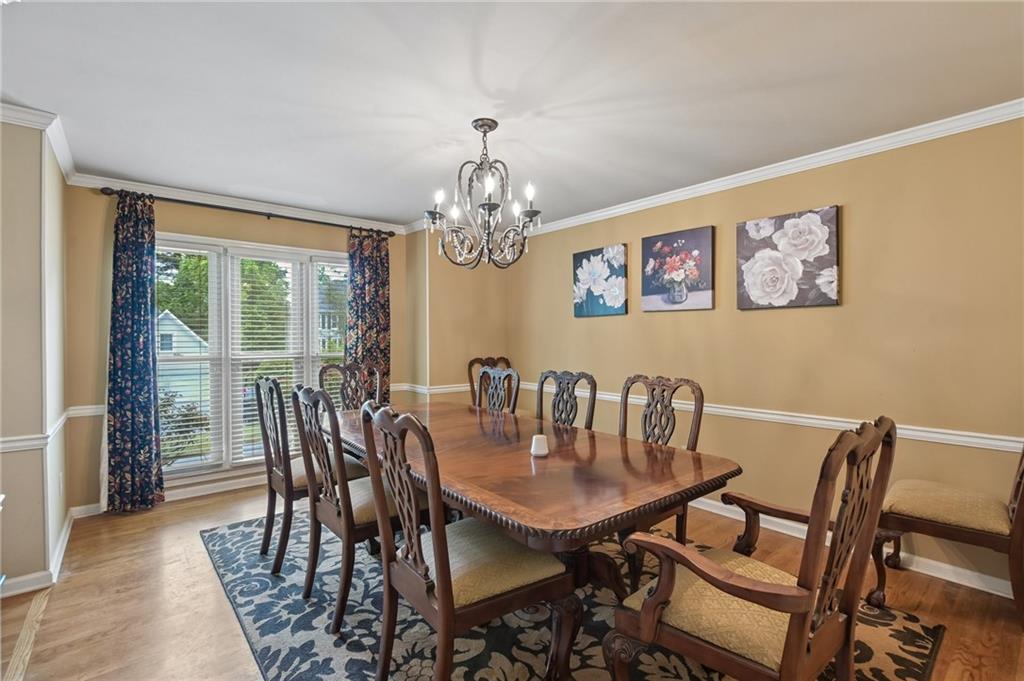 1010 Fairwood Lane NW