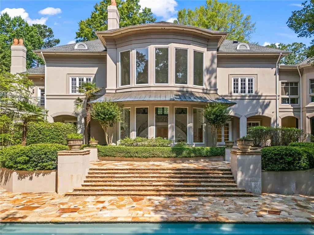 Johns Creek, Georgia 30022, United States, 5 Bedrooms Bedrooms, ,6 BathroomsBathrooms,Residential,Active,194320