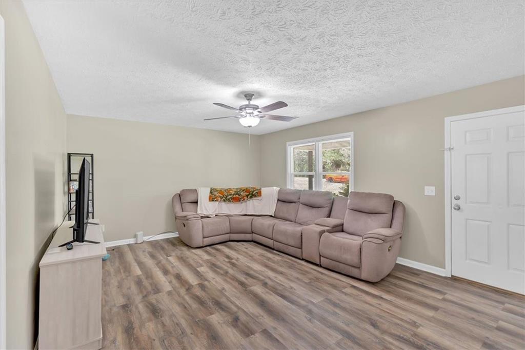 63 Seminole Road NE