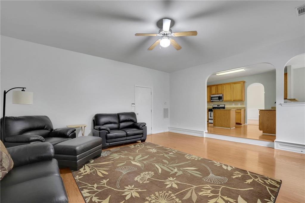 5130 Hopewell Manor Drive, Cumming, Georgia image 17