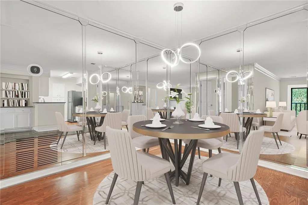 Atlanta, Georgia 30324, United States, 2 Bedrooms Bedrooms, ,2 BathroomsBathrooms,Residential,Active,195140